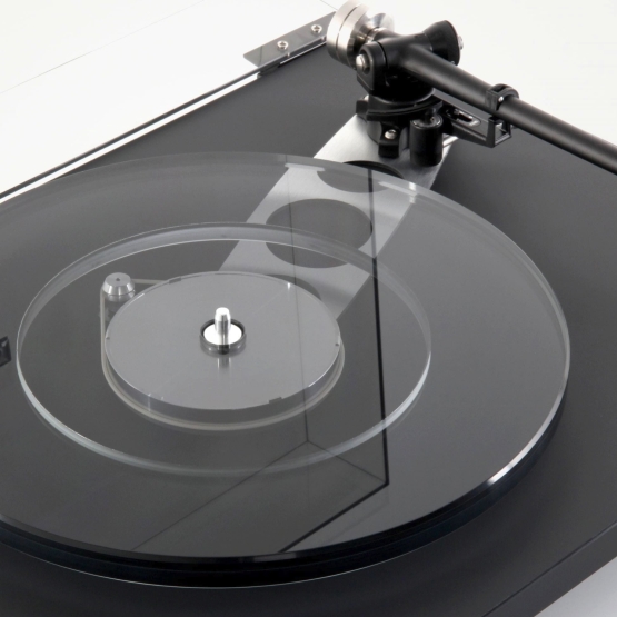 Rega Planar 6 - Polaris Grau - Verfügbar