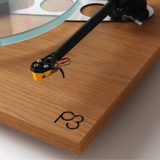 Bundle: Rega Planar 3 - Eiche Hell und Rega Nd3 Tonabnehmer - Verfügbar