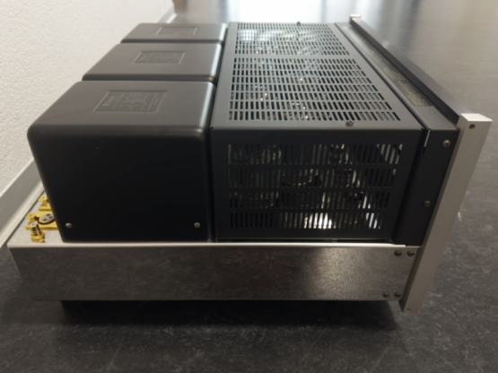 2nd Hand: McIntosh MC2102