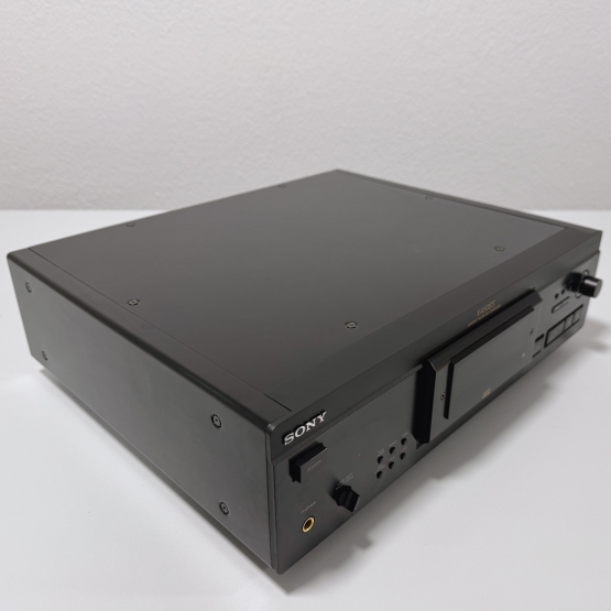 2nd Hand: SONY CDP-XA50ES