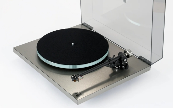 Rega Planar 6 RS Edition