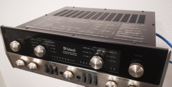2ndHand:McIntosh C22 Commemorative Edition - Vorverstärker